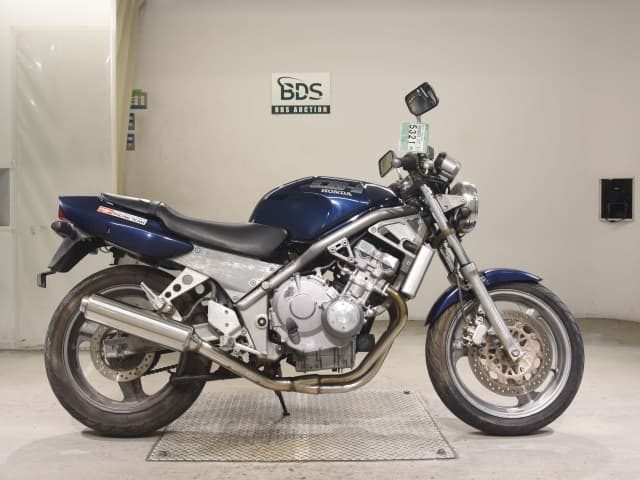 Honda CB-1
