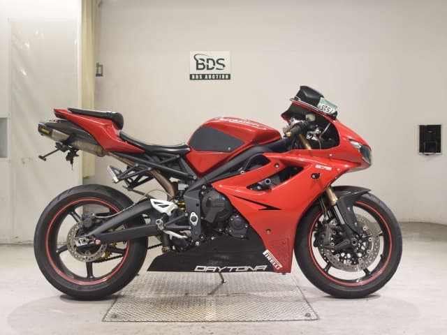 Imported TRIUMPH DAYTONA675