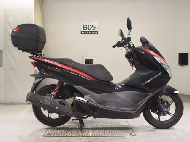 Honda PCX125-2