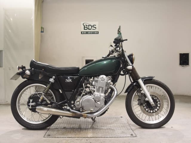 Yamaha SR400-5