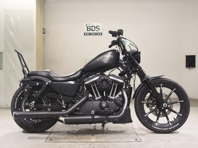 Imported HD. XL883N