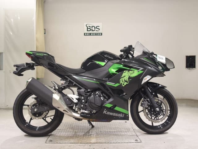 Kawasaki NINJA400-2