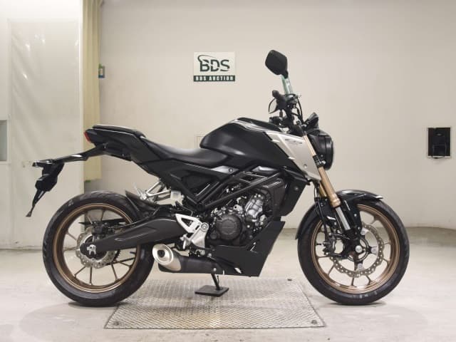 Honda CB125R-2