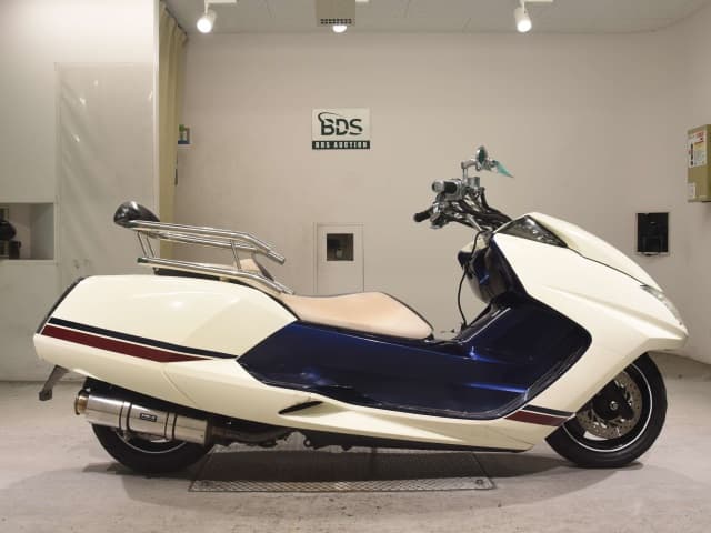 Yamaha MAXAM