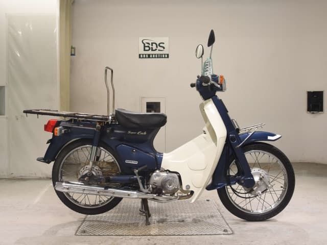 Honda C90-E