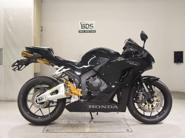 Honda CBR600RR-3