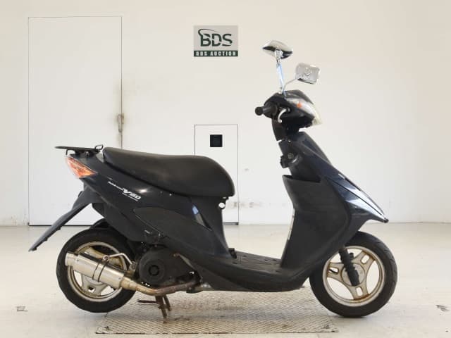 Suzuki ADDRESS V50-2
