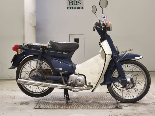 Honda C90-E