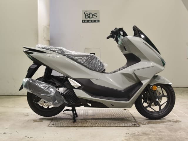Honda PCX125-4