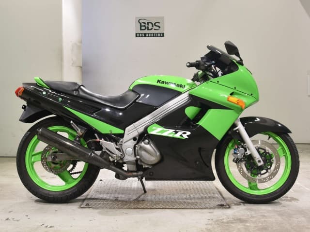 Kawasaki ZZ-R250