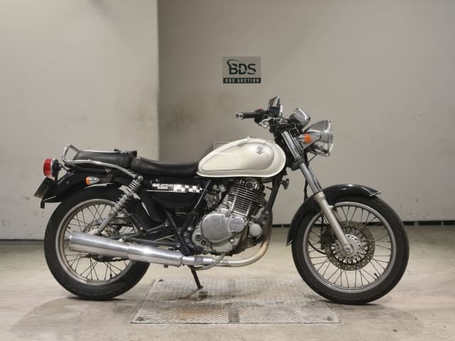 Suzuki ST250E