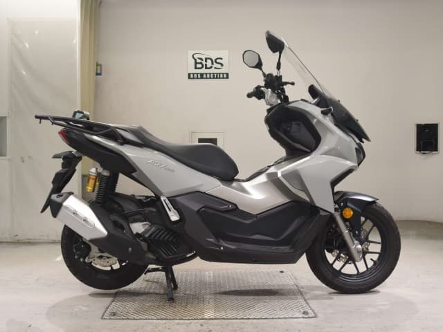 Honda ADV160