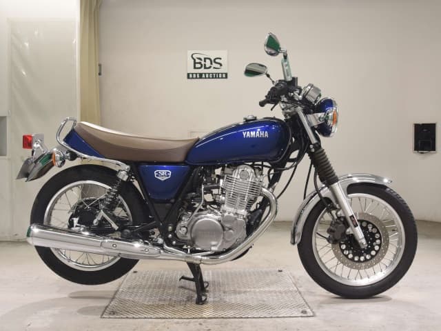 Yamaha SR400-5