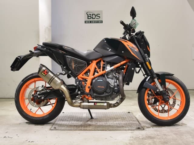 Imported KTM690 DUKE R