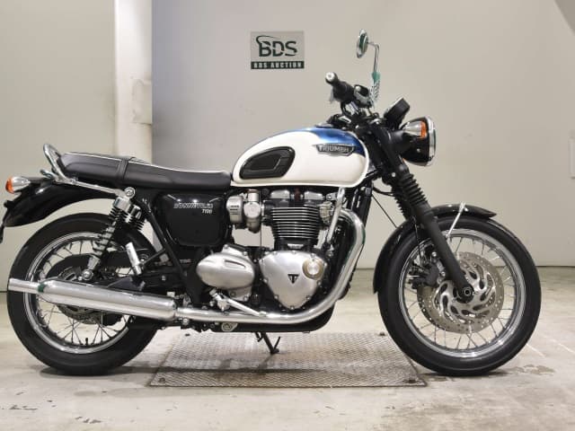 Imported TRIUMPH BONNEVILLE T120