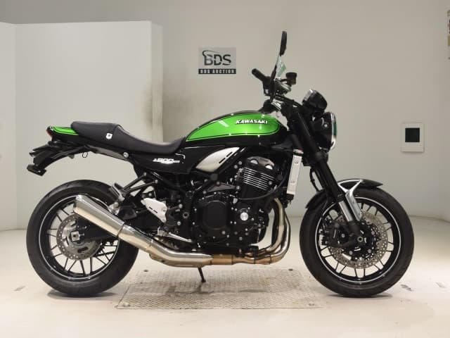Kawasaki Z900RS