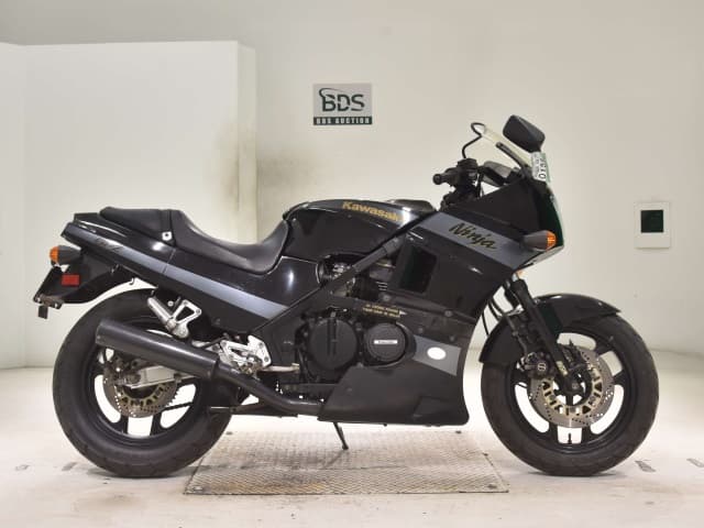 Kawasaki GPZ400R