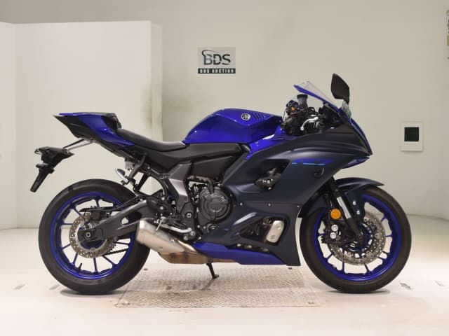 Yamaha YZF-R7-2