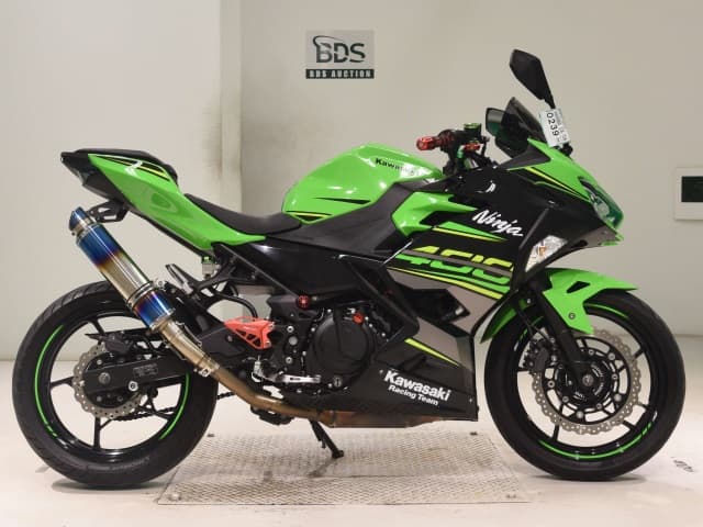 Kawasaki NINJA400-2