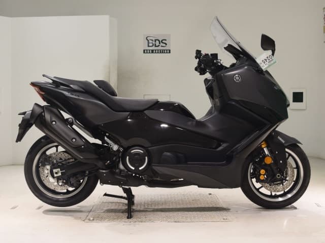 Yamaha T-MAX560T