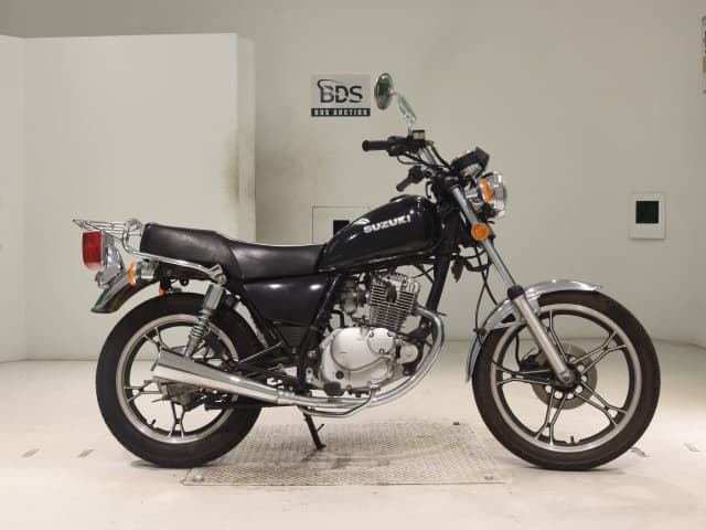 Suzuki GN125H
