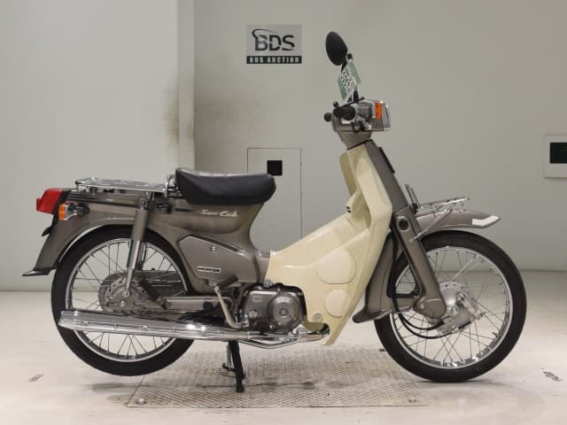 Honda C90-E