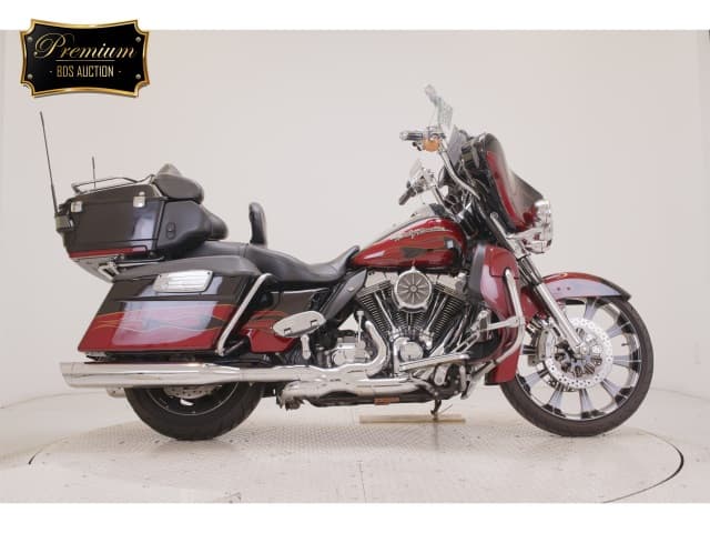 Imported HD. FLHTCUSE1800CVO