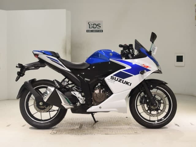 Suzuki ｼﾞｸｻ-250SF