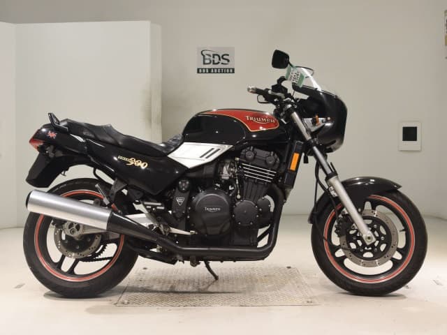Imported TRIUMPH TRIDENT900