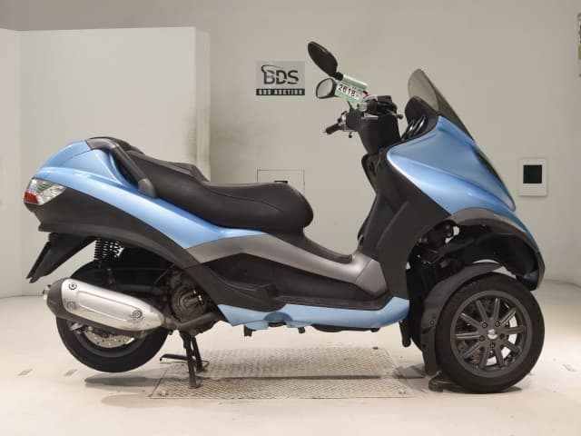 Imported PIAGGIO MP3 250