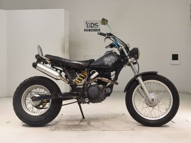 Yamaha TW200