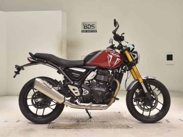 Imported TRIUMPH SPEED400