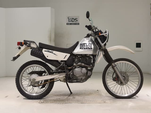 Suzuki DJEBEL200