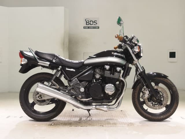 Kawasaki ZEPHYR400KAI