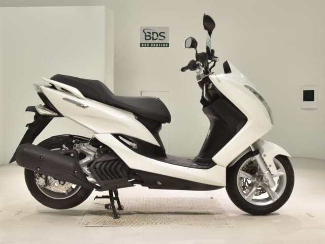 Yamaha MAJESTY155S