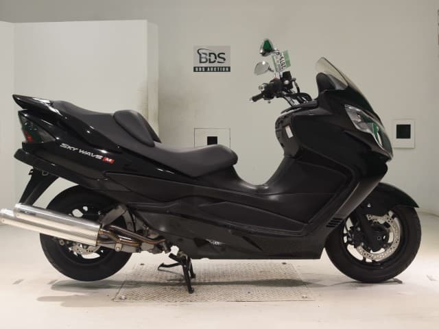 Suzuki SKYWAVE250M
