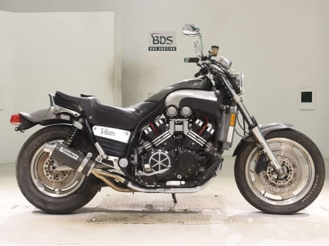 Yamaha V-MAX