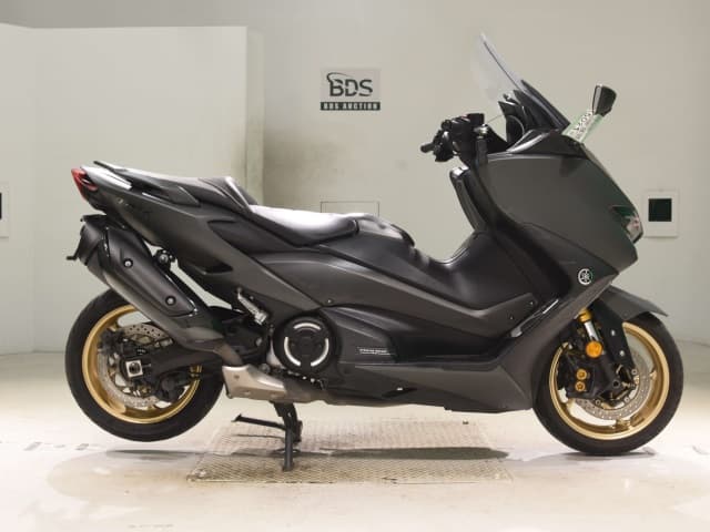 Yamaha T-MAX560T