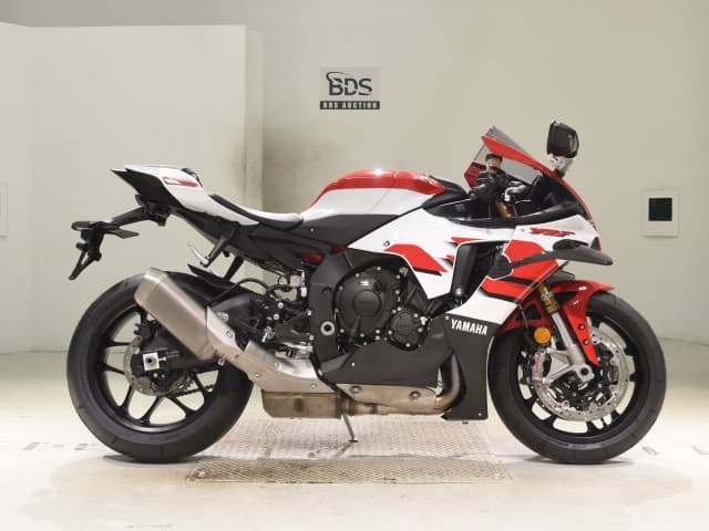 Yamaha YZF-R1