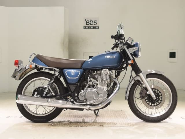 Yamaha SR400-5