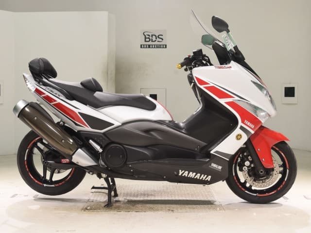 Yamaha T-MAX500-3