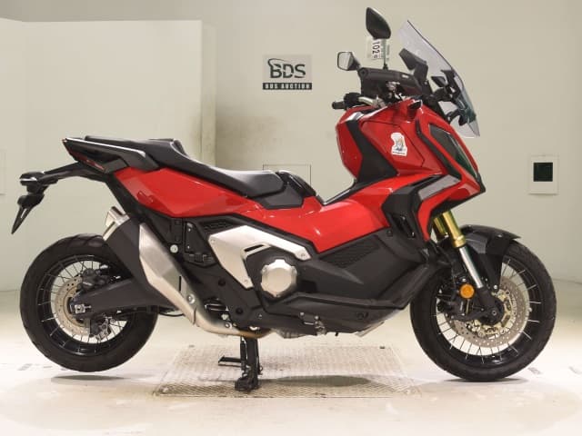Honda X-ADV750-2