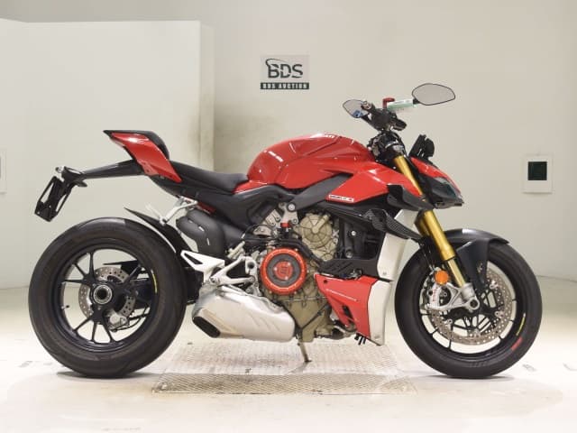 Imported DUCATI ｽﾄﾘ-ﾄ FIGHTER V4S
