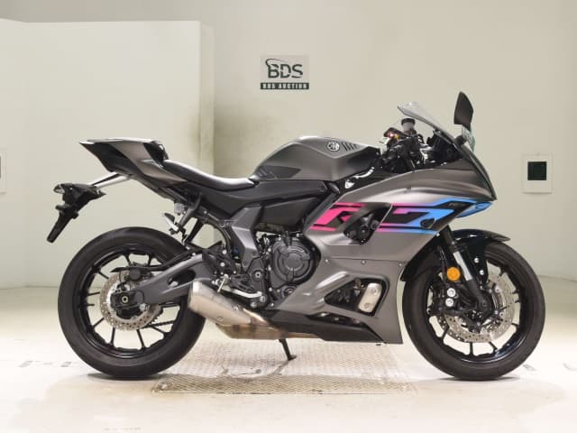 Yamaha YZF-R7-2