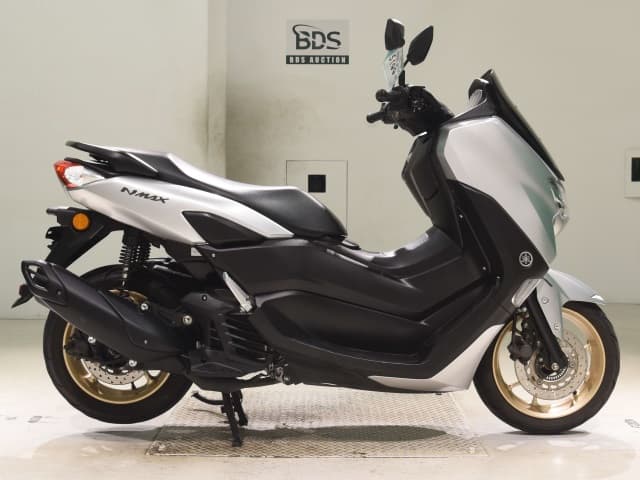 Yamaha NMAX-2
