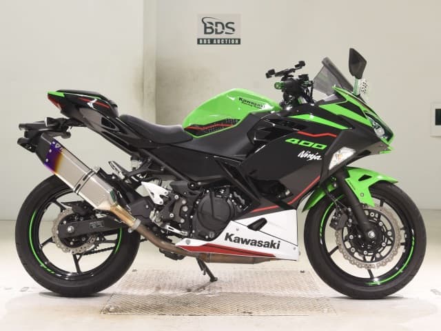 Kawasaki NINJA400-2