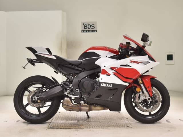 Yamaha YZF-R9