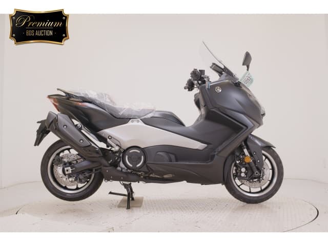 Yamaha T-MAX560