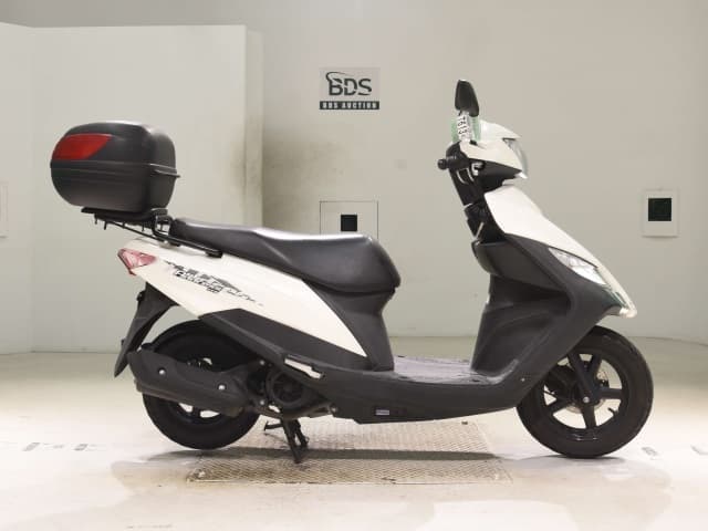 Suzuki ADDRESS125