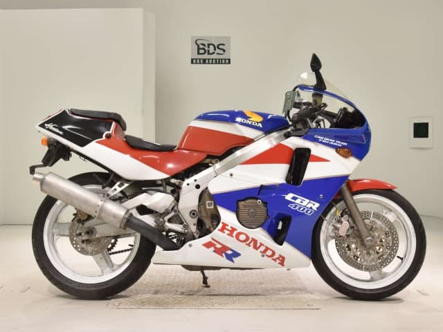 Honda CBR400RR-1